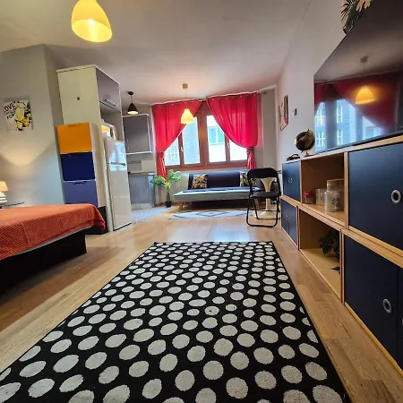 1a144 Alejandra Apartment *
